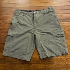 Falls Creek Men's Khaki Cargo Shorts